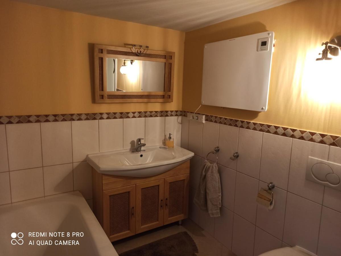 Schoene 77Qm Wohnung In Gehobener Lage Direkt Am Wald Rodenbach  Eksteriør billede